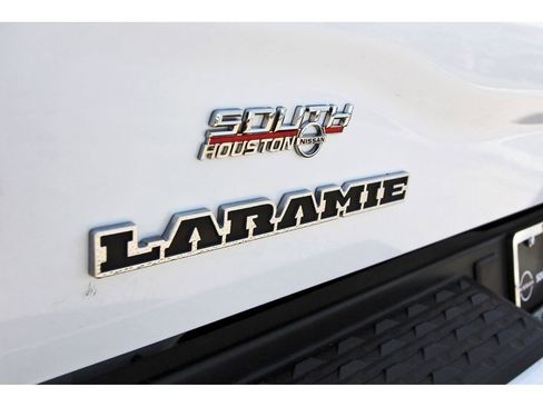Used 2025 RAM 2500 Laramie image 27