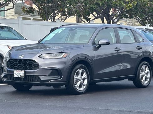 Certified 2025 Honda HR-V LX image 8