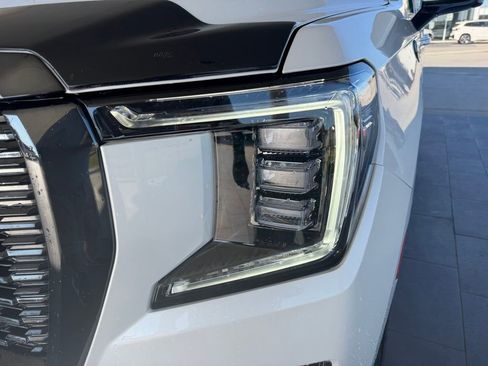 Used 2023 GMC Yukon XL Denali Ultimate w/ LPO, Floor Liner Package image 17