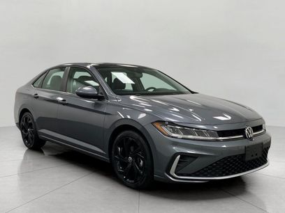 Used 2025 Volkswagen Jetta SE