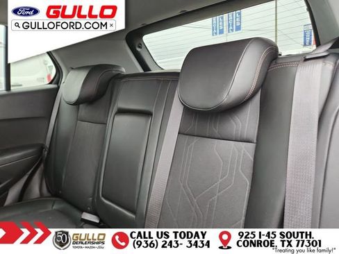 Used 2017 Chevrolet Trax LT w/ LT Convenience Package FWD image 13