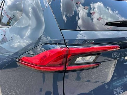 Used 2024 Toyota Grand Highlander AWD image 12