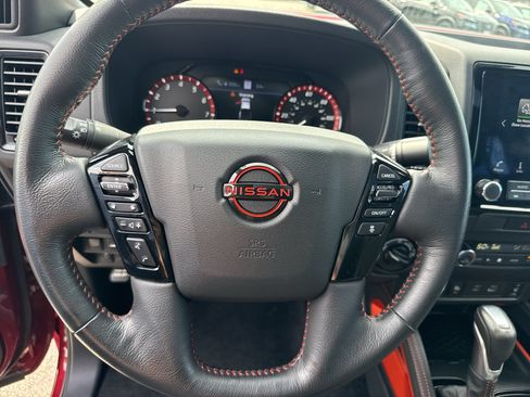 Certified 2023 Nissan Frontier PRO-4X w/ Pro-4X Premium Package AWD/4WD image 17