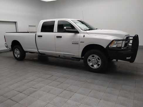 Used 2018 RAM 2500 Tradesman w/ Chrome Appearance Group image 11