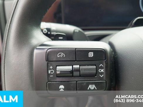 Used 2025 Hyundai Santa Fe Calligraphy FWD image 12