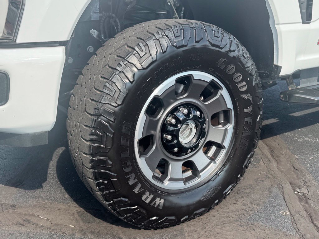 Certified 2023 Ford F250 Lariat w/ Lariat Ultimate Package AWD/4WD image 31