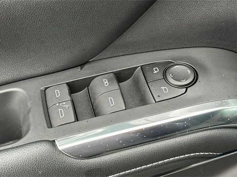 Used 2024 Chevrolet Traverse LT w/ LPO, Floor Liner Package image 12