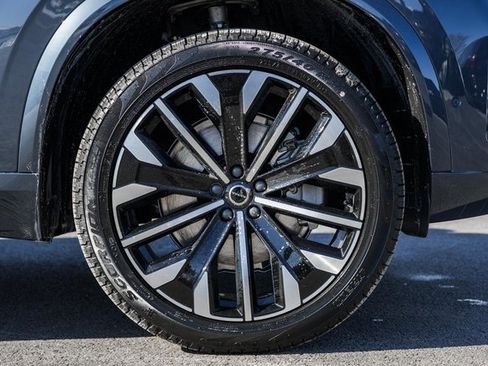 New 2026 Volvo XC90 B6 Ultra w/ Protection Package Premier image 17