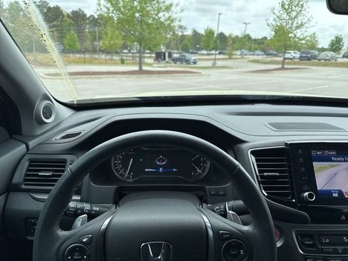 Used 2022 Honda Ridgeline RTL-E image 11