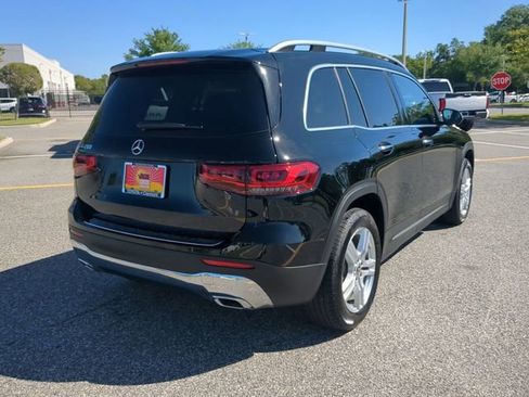 Used 2023 Mercedes-Benz GLB 250 image 4