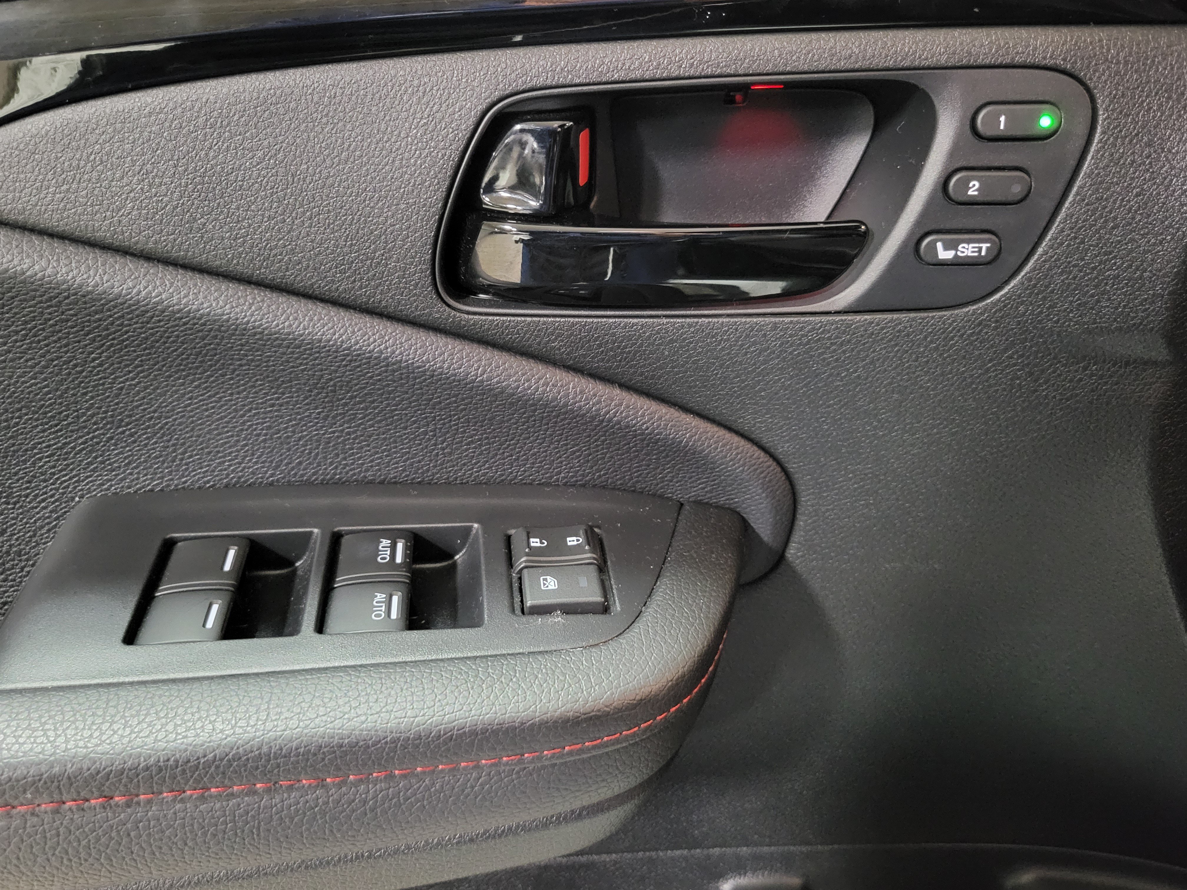 Certified 2025 Honda Passport Black Edition image 21