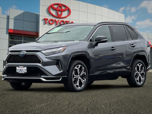 Used 2023 Toyota RAV4 XSE w/ Weather Package AWD/4WD image 7