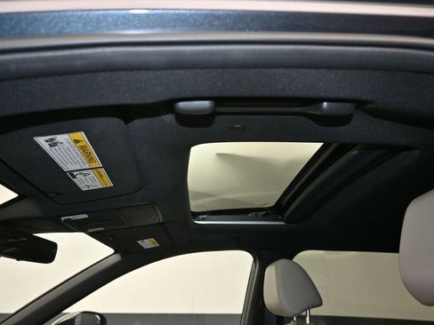 Used 2024 Honda CR-V Sport Touring image 22