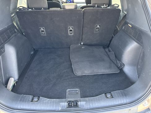 Used 2020 Ford Escape SE image 5