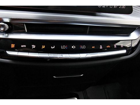 New 2026 Cadillac Lyriq Premium Luxury image 18