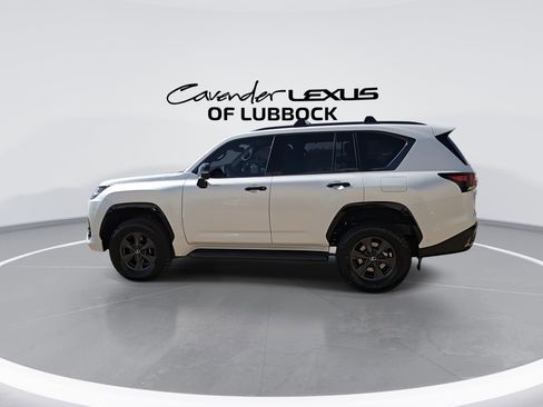 New 2026 Lexus LX 700h Overtrail image 5