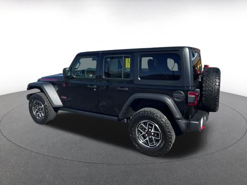 Used 2025 Jeep Wrangler Unlimited Rubicon image 8