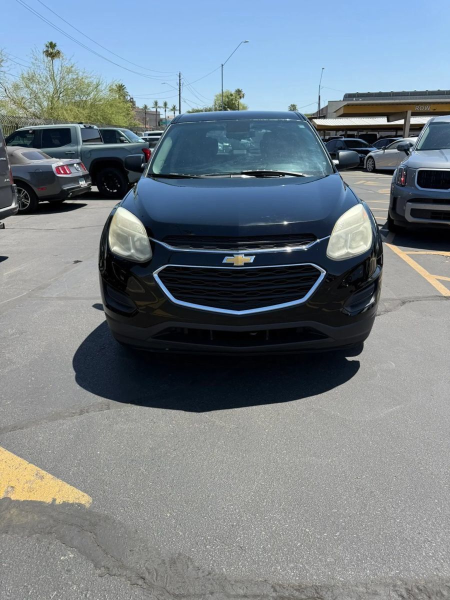 Used 2017 Chevrolet Equinox LS w/ LPO, Protection Package FWD image 3