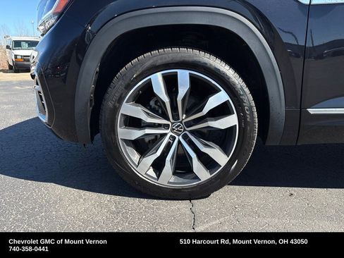 Used 2021 Volkswagen Atlas SEL R-Line image 13