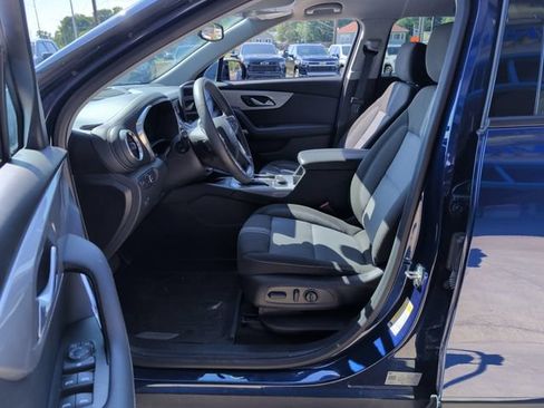 Used 2023 Chevrolet Blazer LT w/ Convenience Package FWD image 11