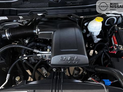 Used 2018 RAM 1500 Express RWD image 10
