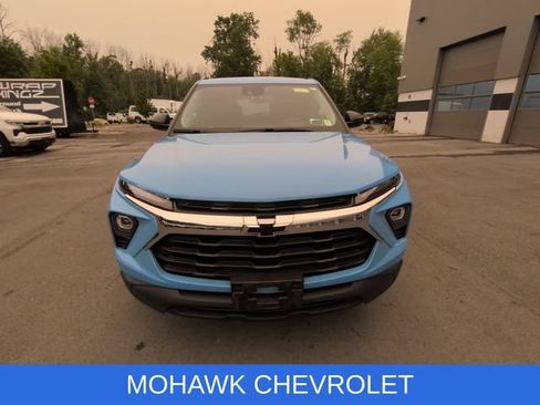 Used 2024 Chevrolet TrailBlazer LS w/ LS Convenience Package AWD/4WD image 7