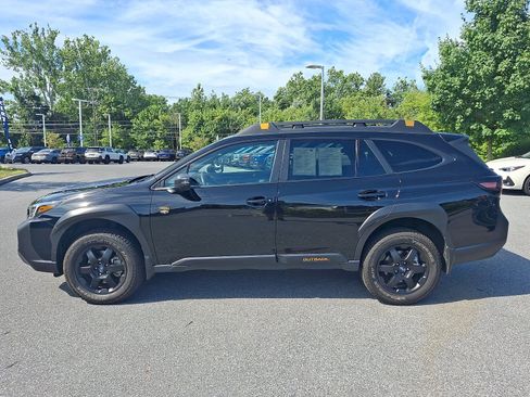 Certified 2025 Subaru Outback Wilderness AWD/4WD image 7