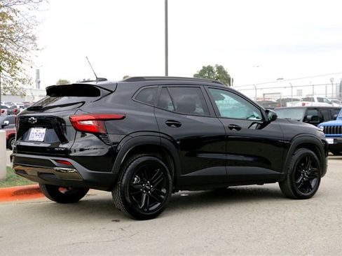 Used 2024 Chevrolet Trax ACTIV image 5