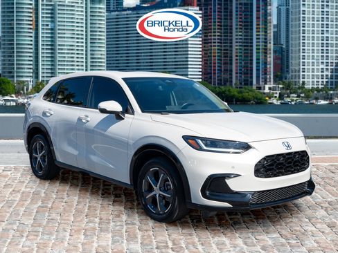 Certified 2025 Honda HR-V EX-L image 3