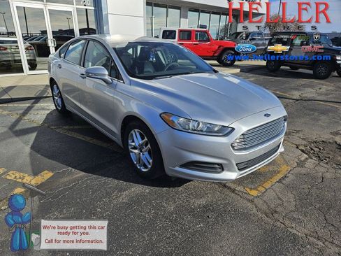 Used 2013 Ford Fusion SE image 1