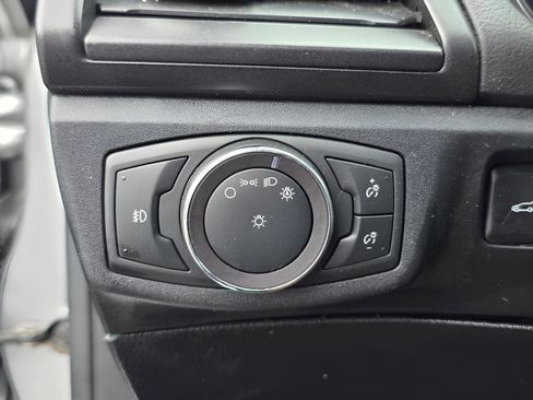 Used 2020 Ford Fusion Titanium image 23