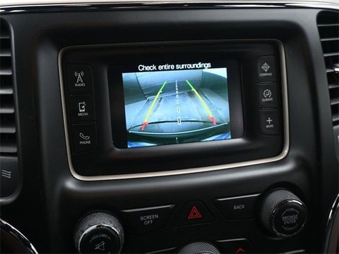 Used 2016 Jeep Grand Cherokee Limited image 33
