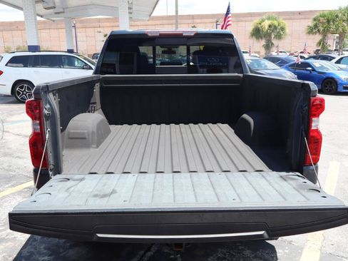Used 2019 Chevrolet Silverado 1500 LT w/ All-Star Edition AWD/4WD image 9