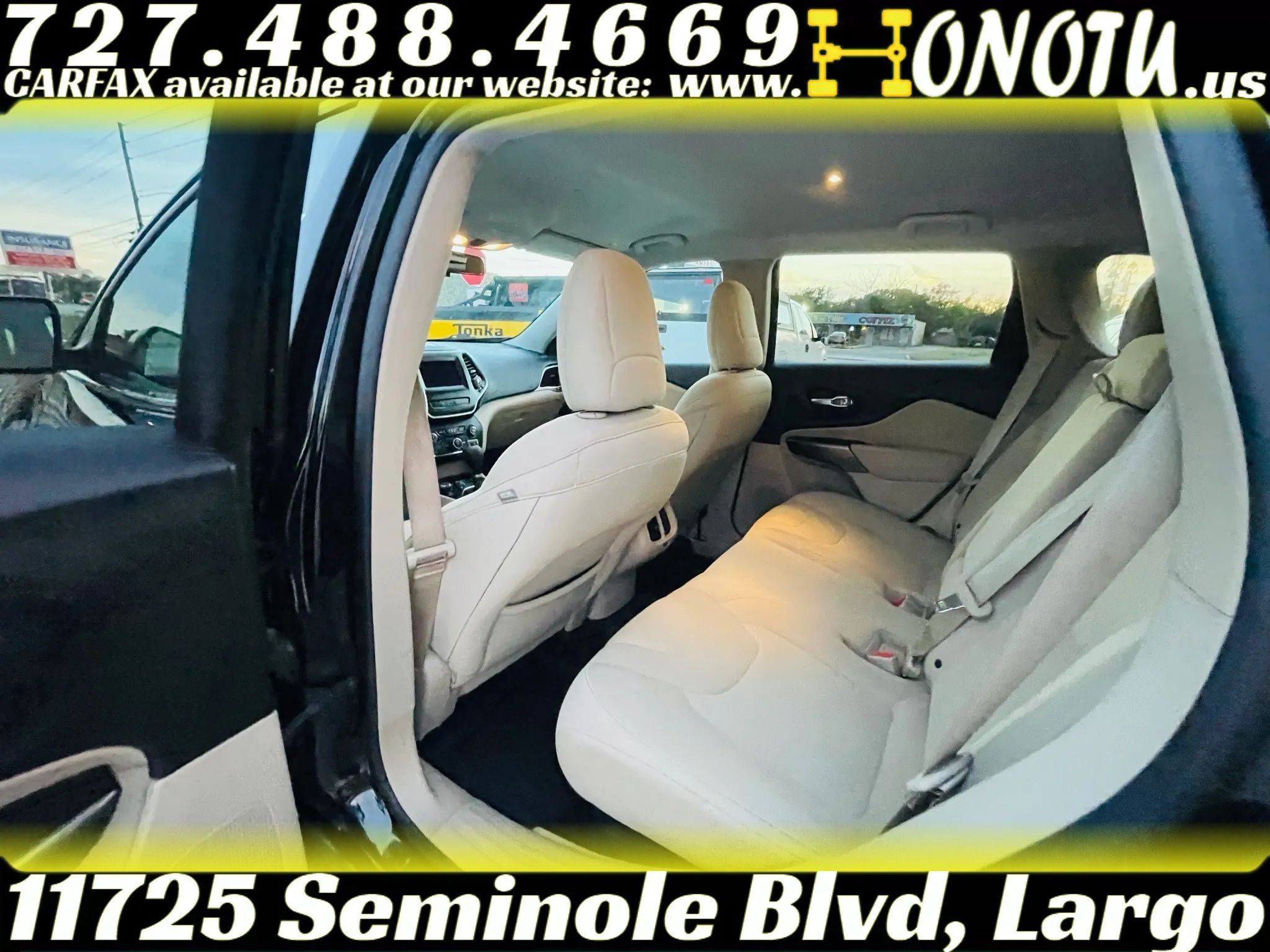 Used 2019 Jeep Cherokee Latitude w/ Popular Appearance Group AWD/4WD image 13