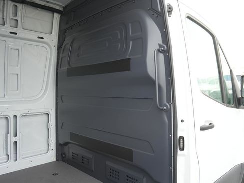 Used 2024 Mercedes-Benz Sprinter 144 Cargo image 9