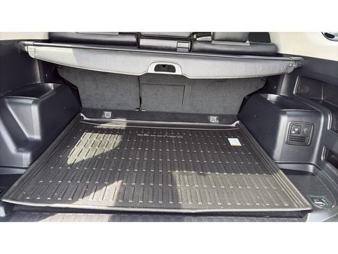 Used 2023 Toyota 4Runner SR5 Premium w/ Moonroof Package AWD/4WD image 26