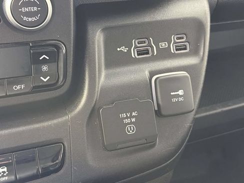 Used 2022 RAM ProMaster 2500 w/ Driver Convenience Group FWD image 21