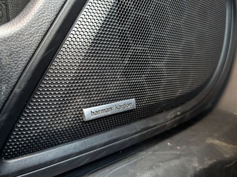 Used 2022 Subaru Outback Touring XT w/ Tech Package 3 image 27