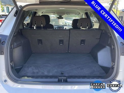 Used 2020 Chevrolet Equinox LT w/ Driver Convenience Package image 9