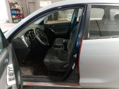 Used 2003 Toyota Matrix FWD image 22