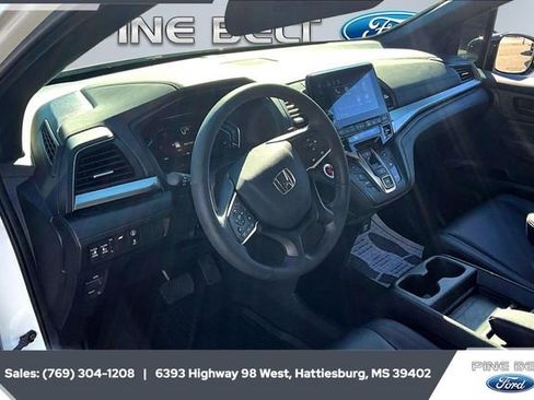 Used 2024 Honda Odyssey Sport image 12