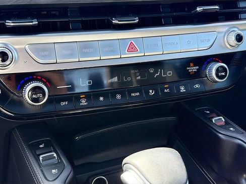 Used 2024 Kia Telluride EX X-Line AWD/4WD image 16