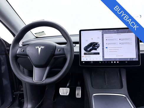 Used 2023 Tesla Model Y Performance AWD/4WD image 3