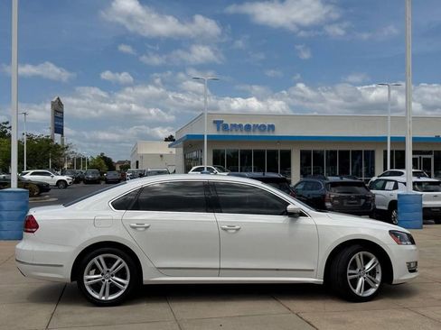 Used 2013 Volkswagen Passat TDI SEL Premium image 4