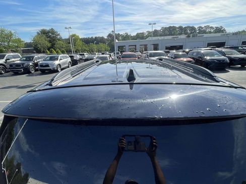 Used 2024 Toyota Sienna XLE image 19