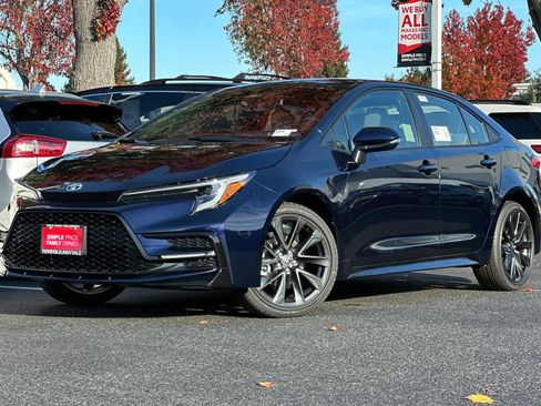 New 2026 Toyota Corolla SE image 2