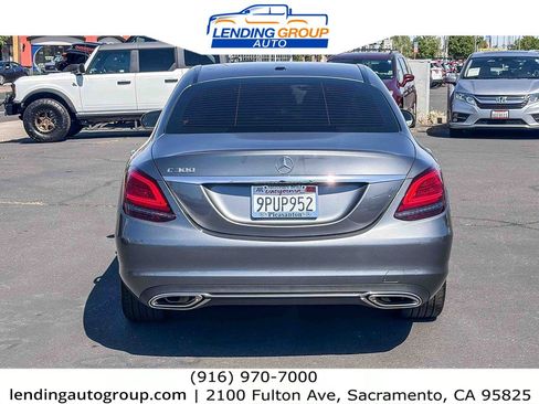 Used 2021 Mercedes-Benz C 300 Sedan image 3