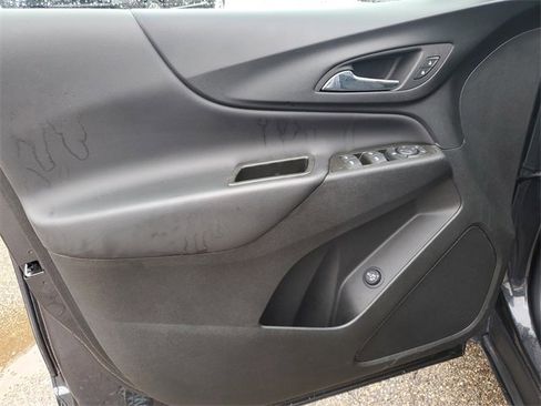 Used 2022 Chevrolet Equinox LT image 21