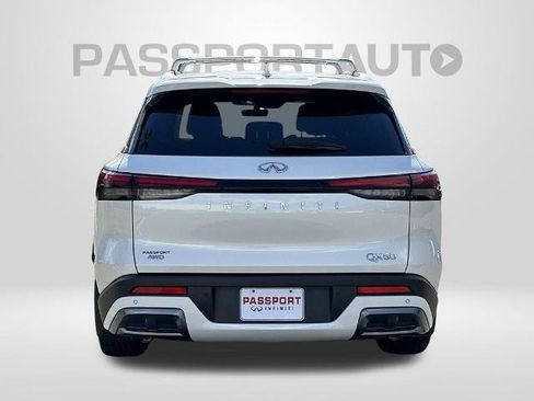 Certified 2025 INFINITI QX60 Sensory w/ Vision Package AWD/4WD image 3