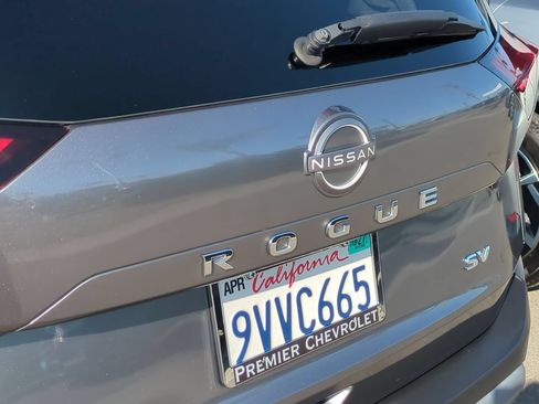 Used 2023 Nissan Rogue SV FWD image 30